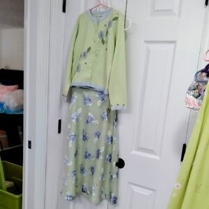 Vintage Floral Green Lace and Beaded Cardigan and Applicade Skirt Set